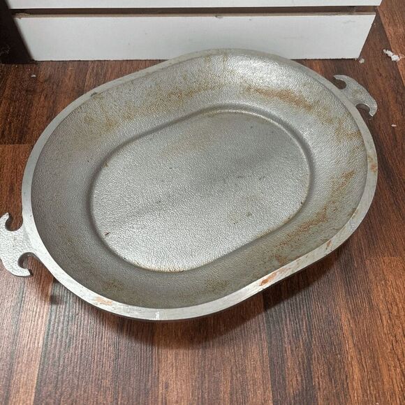 vintage guardian service cookware Cast Aluminum oval lid serving tray dutch oven - Picture 1 of 5